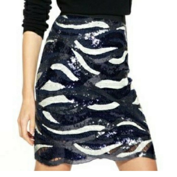 BCBGMaxAzria Dresses & Skirts - BCBGMaxAzria Elodie Sequined Mini Skirt